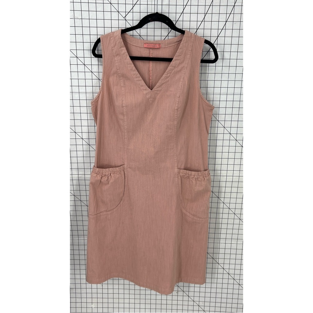Cut loose V-neck slip over cotton blend micro, striped dress M